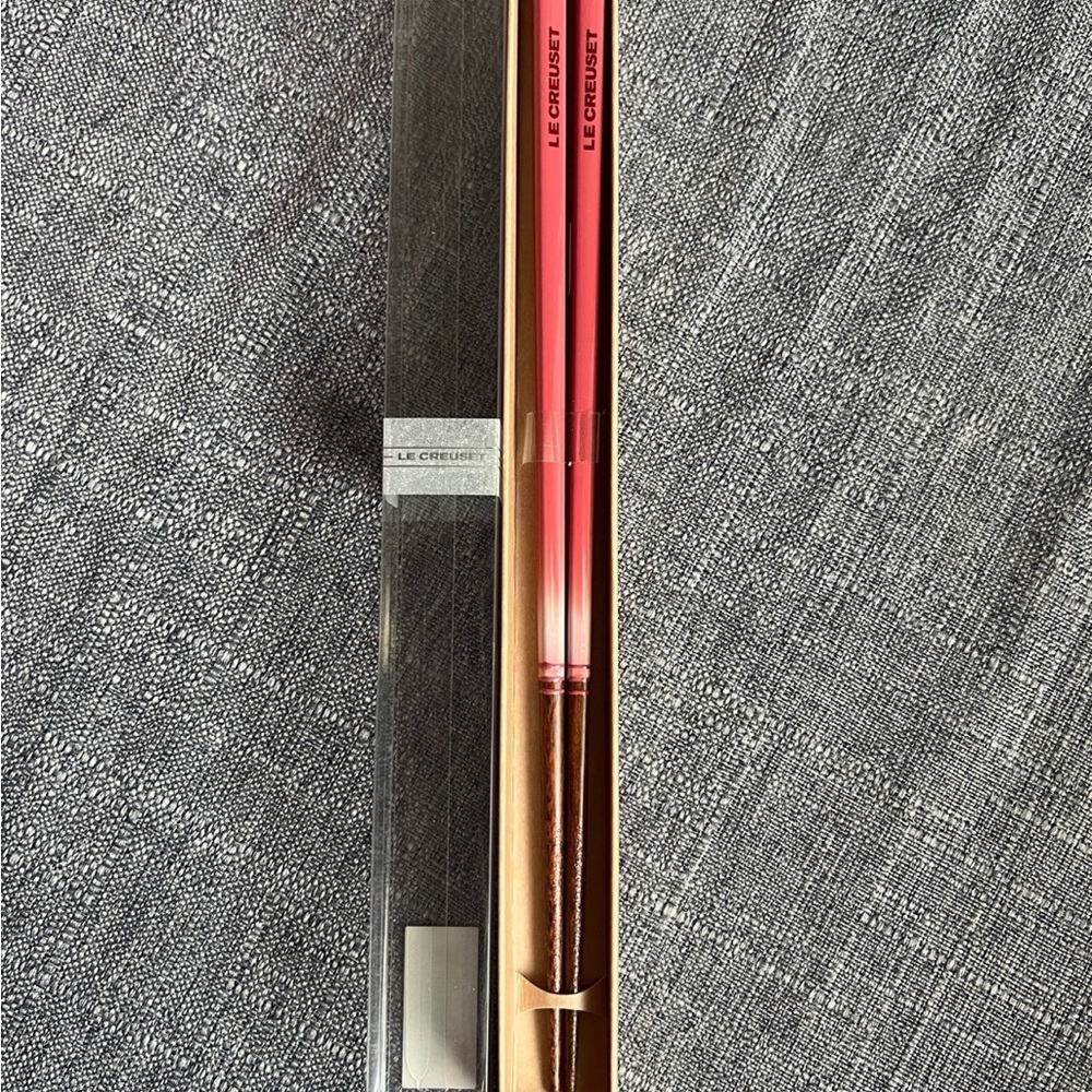 Le Creuset Pink Chopsticks